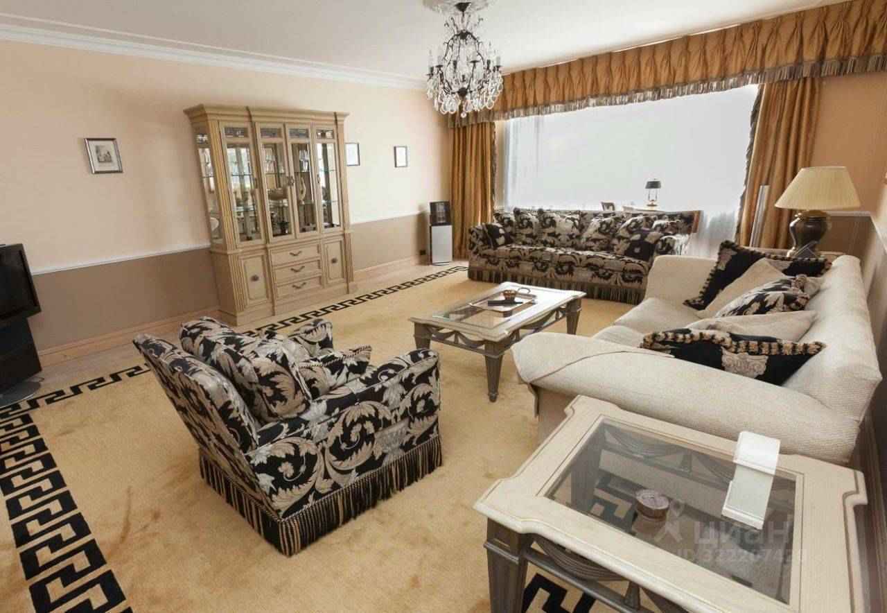 2-комнатная квартира, 110 м² — фотография 2