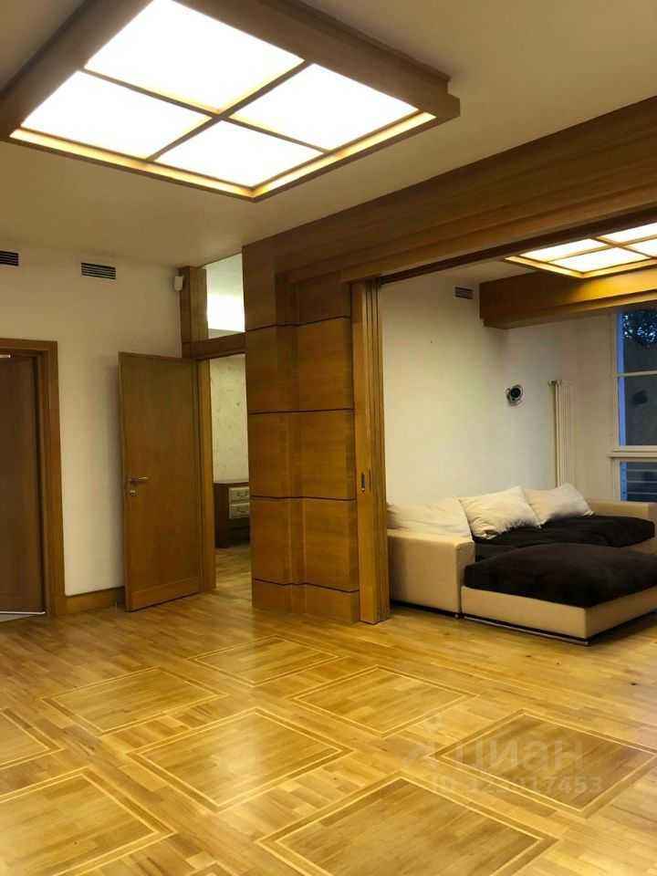 5-комнатная квартира, 132 м² — фотография 2