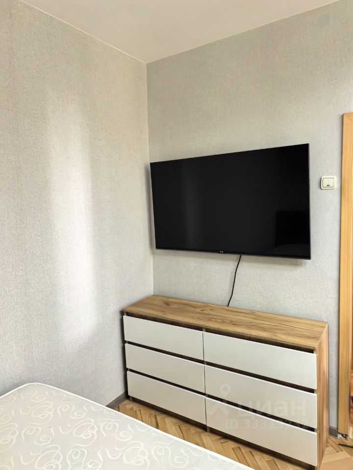 1-комнатная квартира, 32 м² — фотография 2