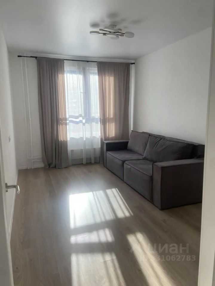 2-комнатная квартира, 60 м² — фотография 3