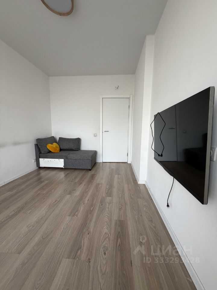 3-комнатная квартира, 75,9 м² — фотография 3