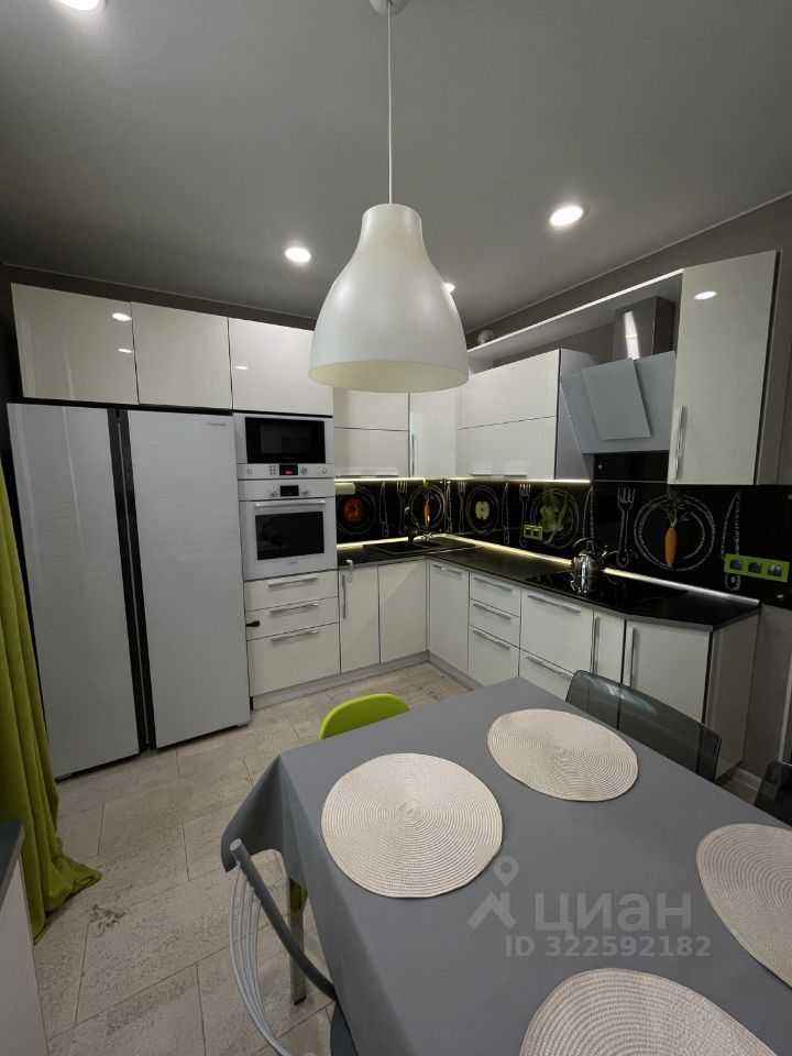 3-комнатная квартира, 82 м² — фотография 2
