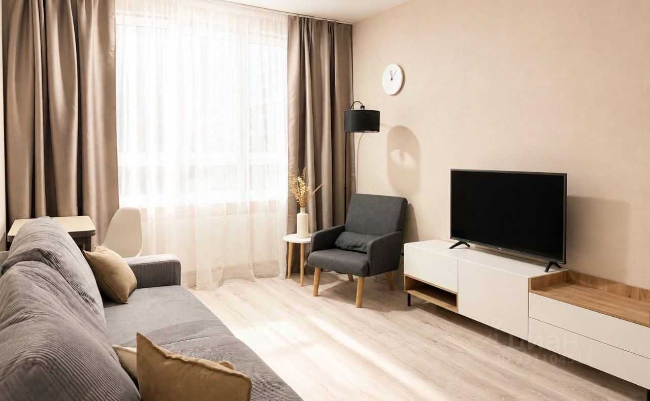 1-комнатная квартира, 42 м² — фотография 3