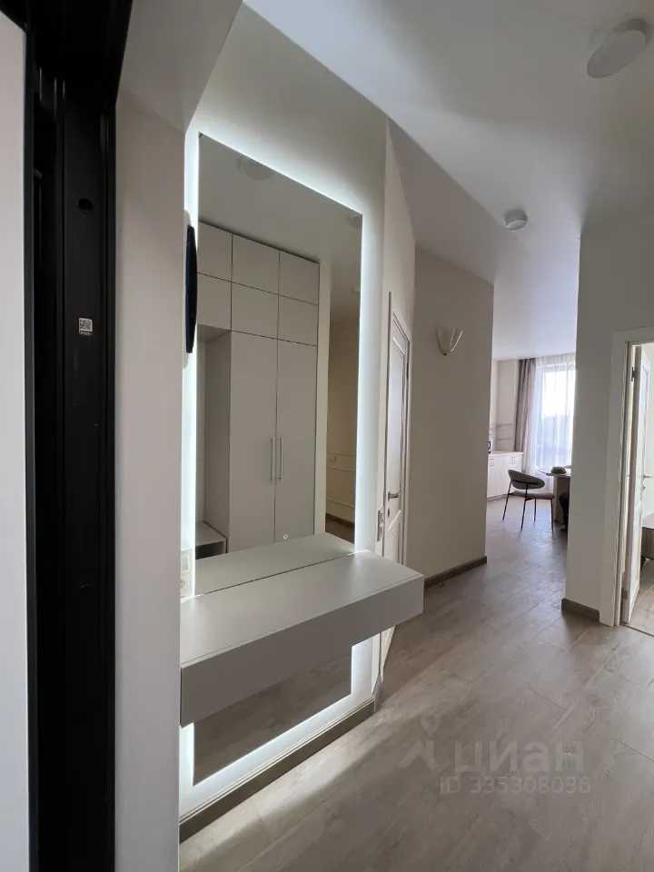 2-комнатная квартира, 63 м² — фотография 3