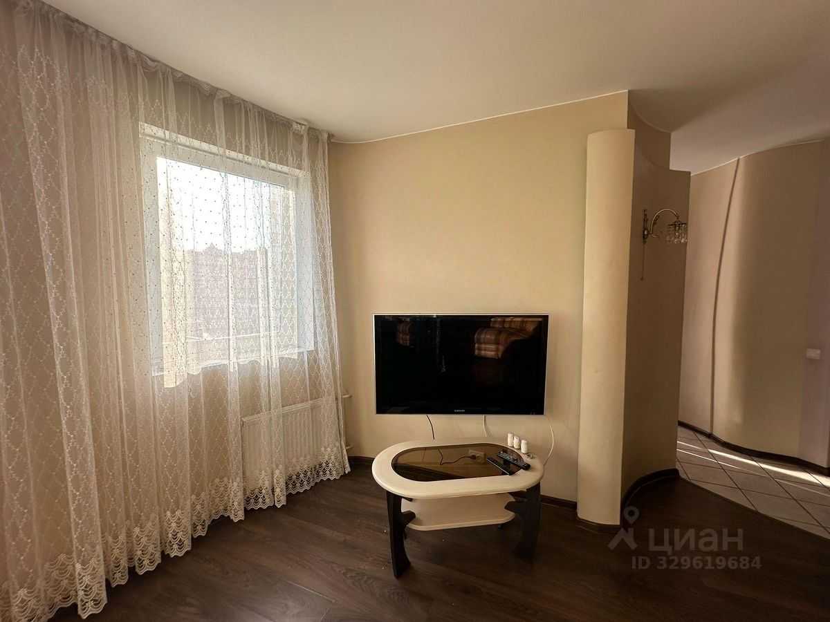 3-комнатная квартира, 90 м² — фотография 2