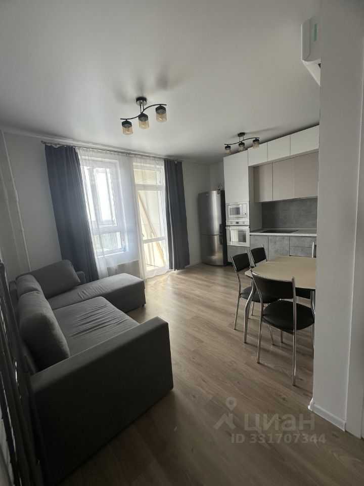 3-комнатная квартира, 72 м² — фотография 2
