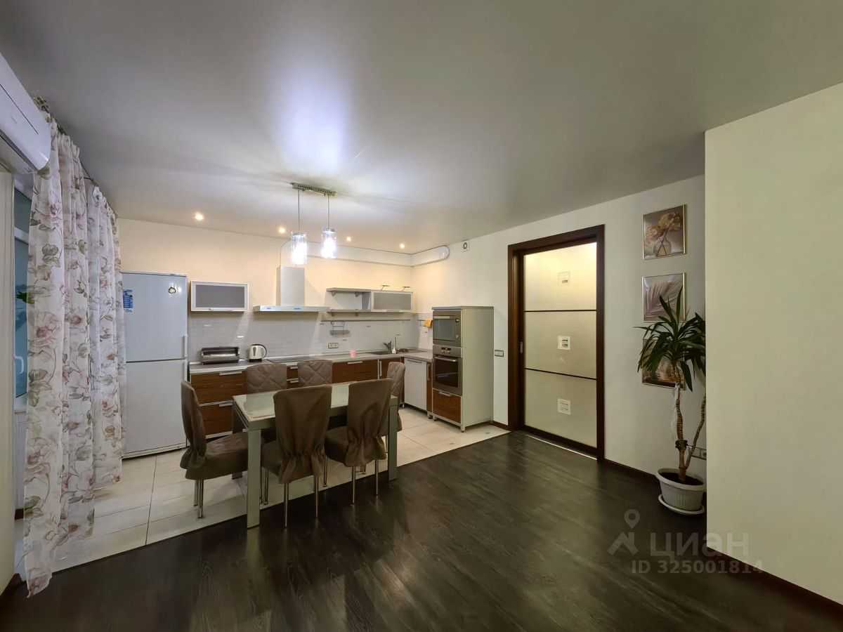 3-комнатная квартира, 105 м² — фотография 2