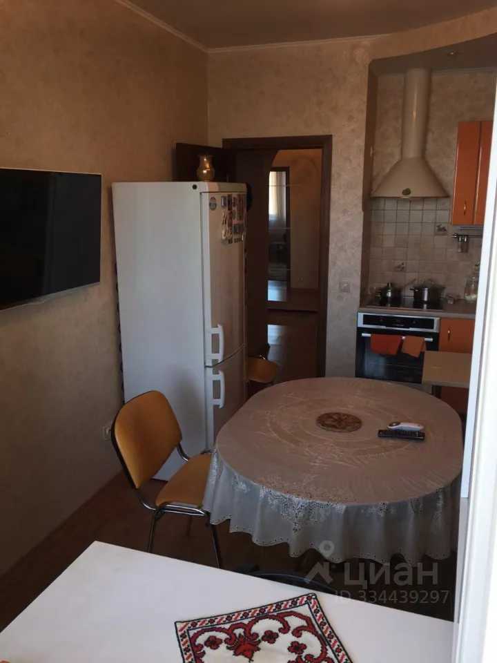 2-комнатная квартира, 69 м² — фотография 3