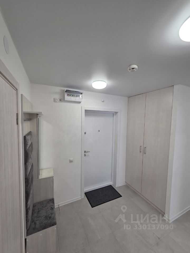 2-комнатная квартира, 60,8 м² — фотография 3