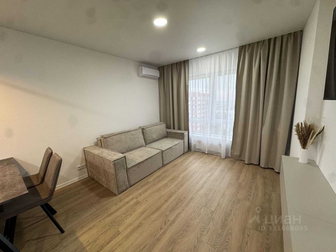 2-комнатная квартира, 58 м² — фотография 2