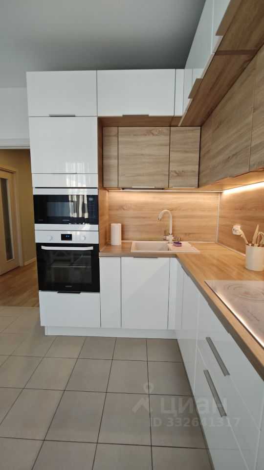 2-комнатная квартира, 70,4 м² — фотография 2