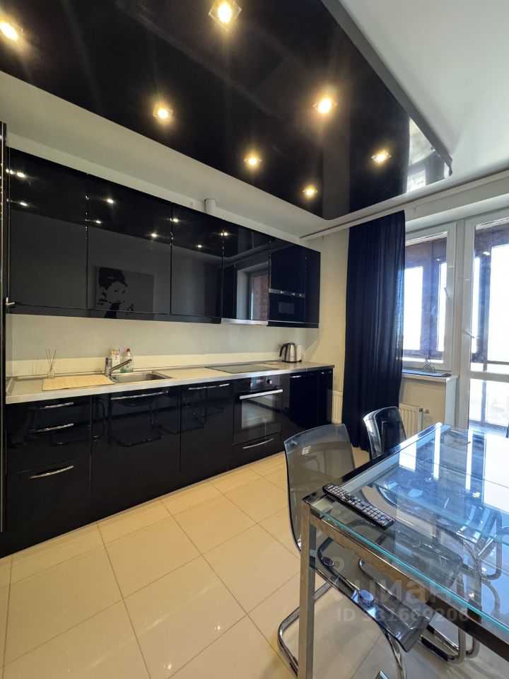 1-комнатная квартира, 52 м² — фотография 2
