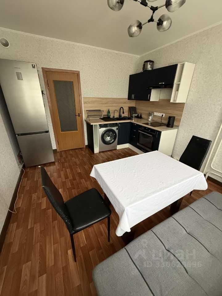 2-комнатная квартира, 64 м² — фотография 2