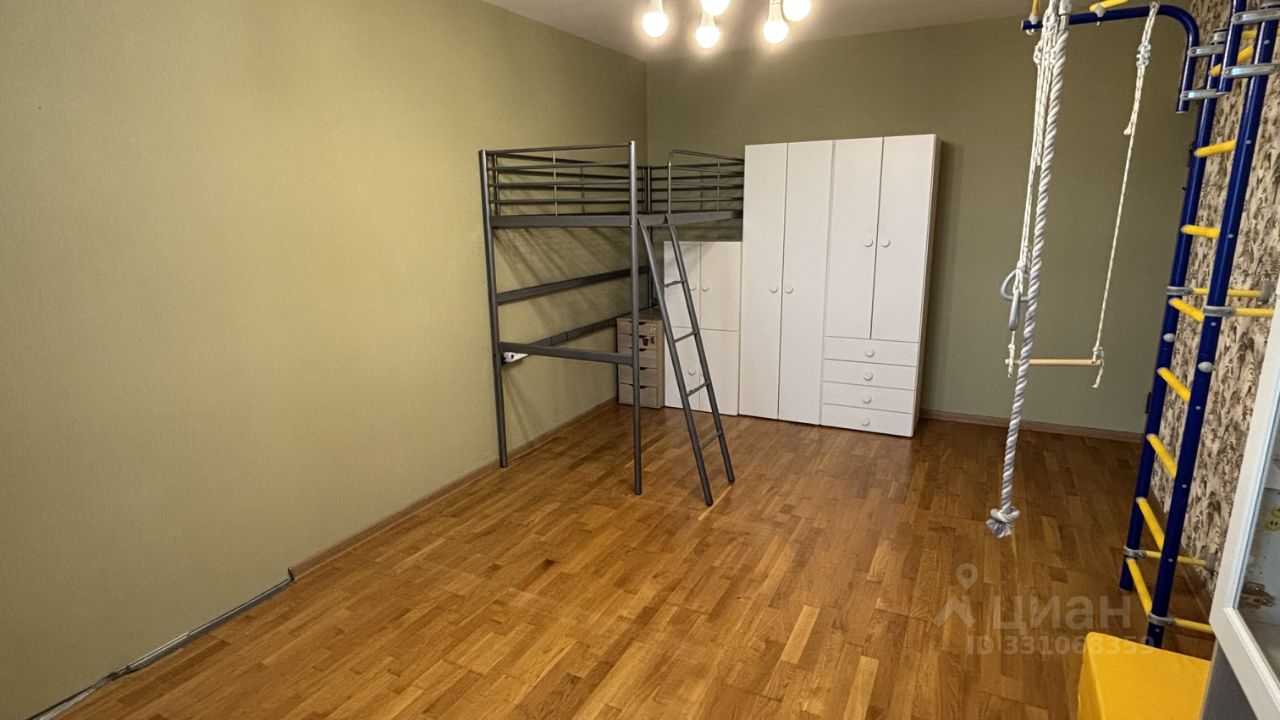 2-комнатная квартира, 64 м² — фотография 2