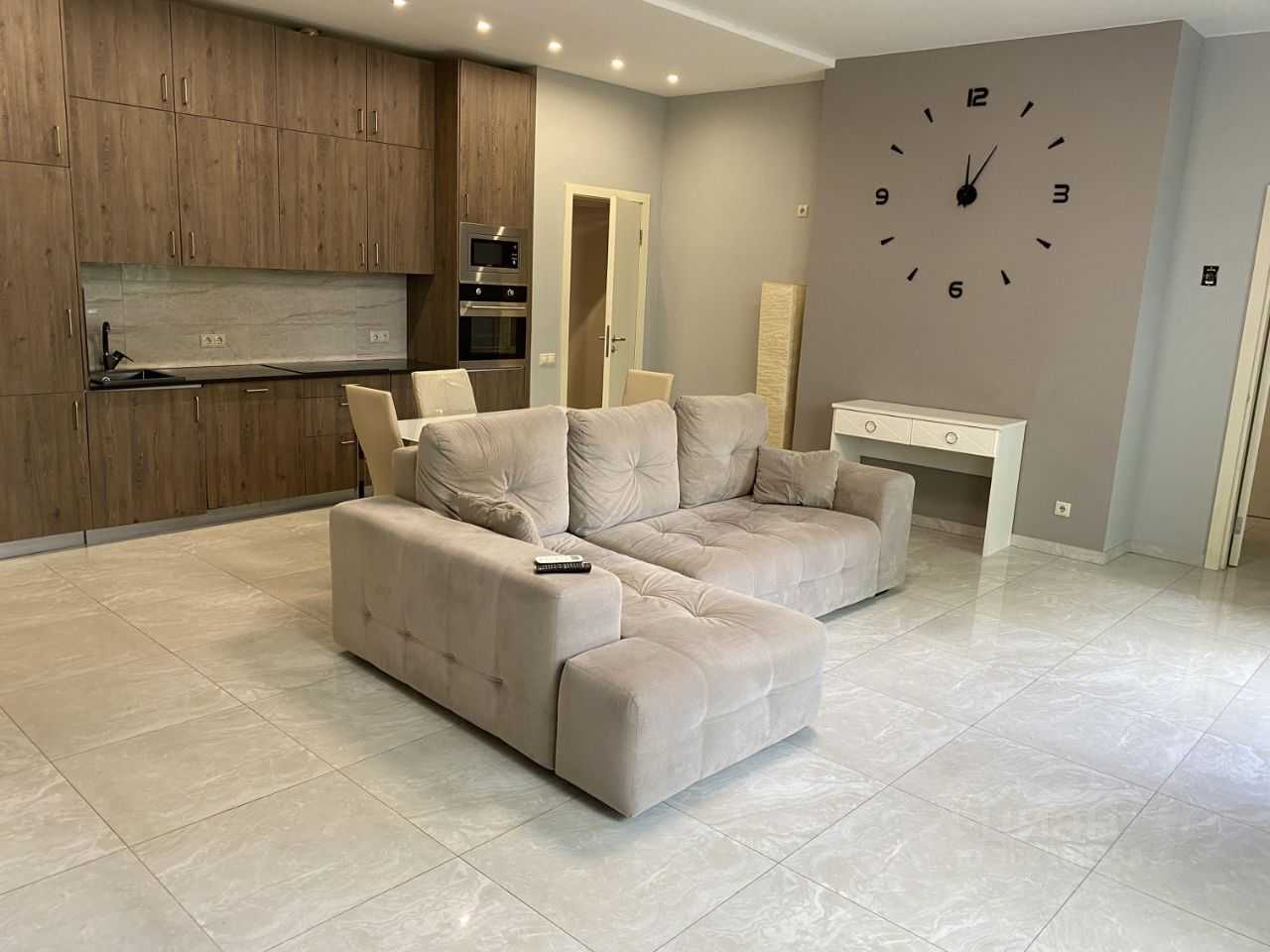 3-комнатная квартира, 120 м² — фотография 2