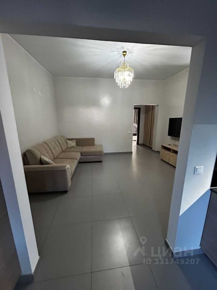 2-комнатная квартира, 65 м² — фотография 2