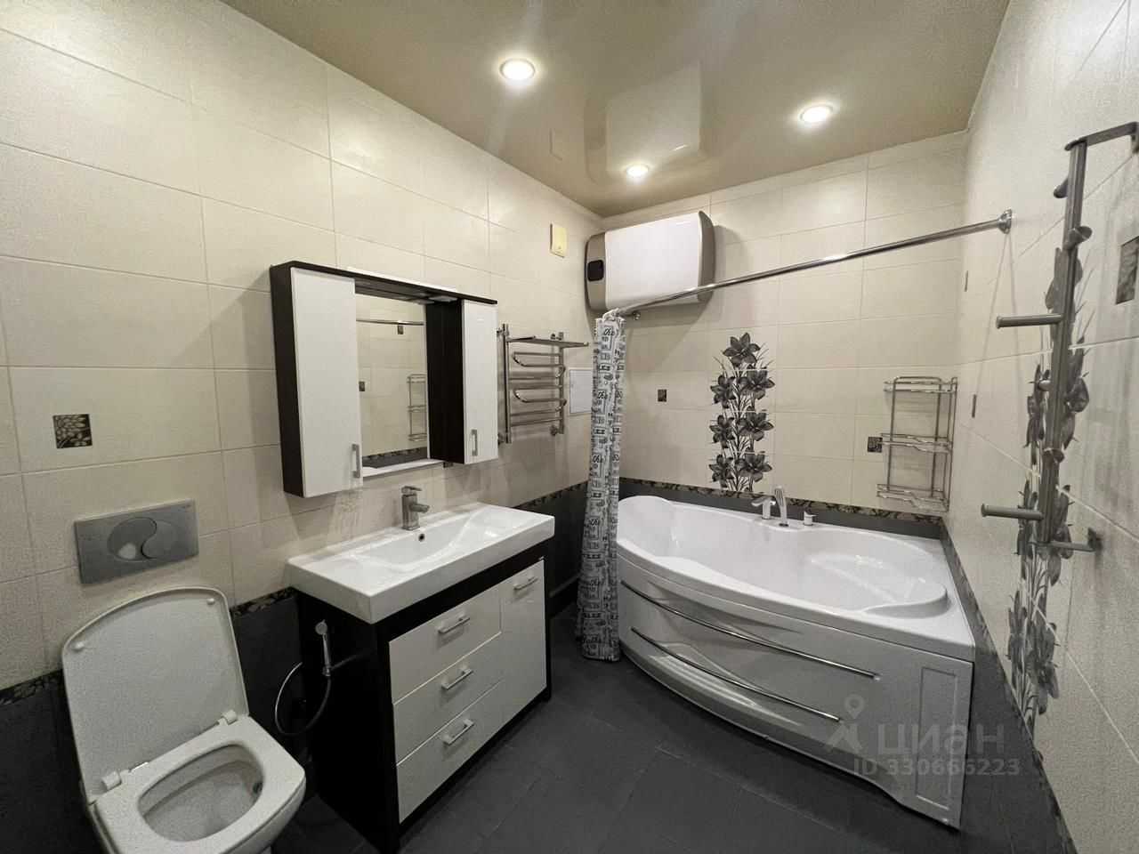 4-комнатная квартира, 145 м² — фотография 3