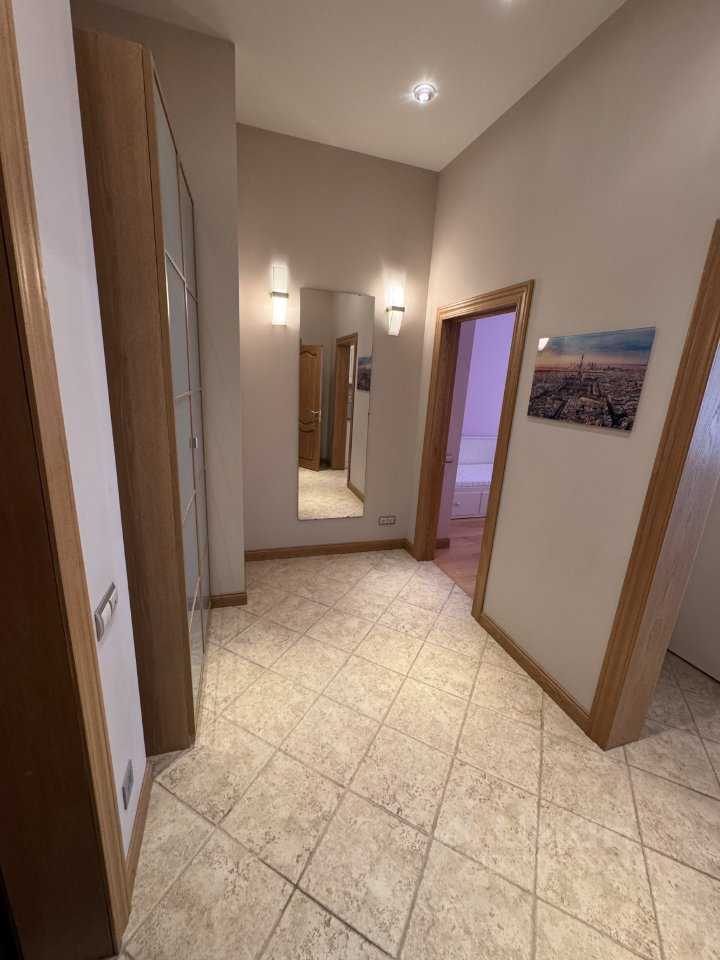 2-комнатная квартира, 87 м² — фотография 2