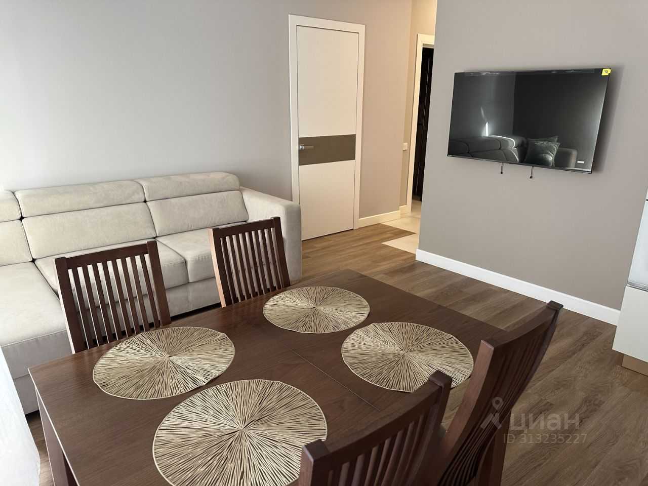 3-комнатная квартира, 80 м² — фотография 3