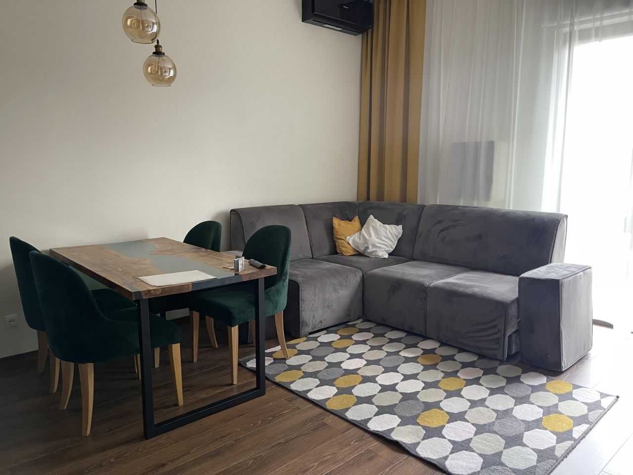 2-комнатная квартира, 53 м² — фотография 2