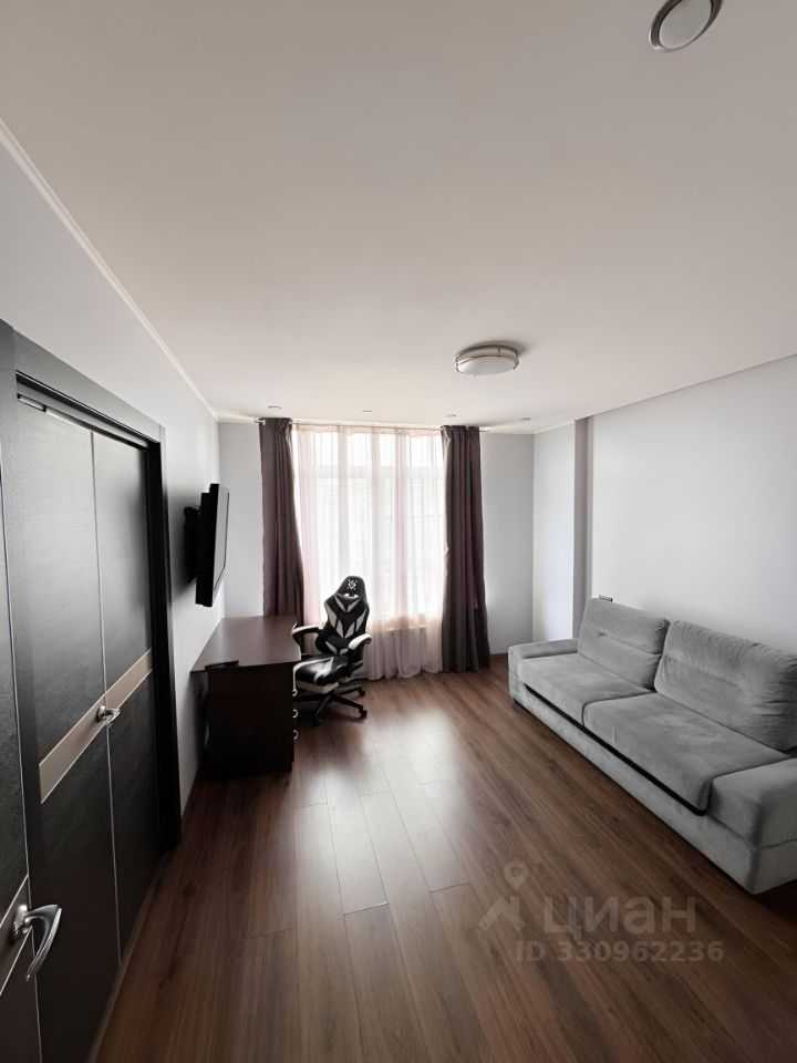 2-комнатная квартира, 56 м² — фотография 3