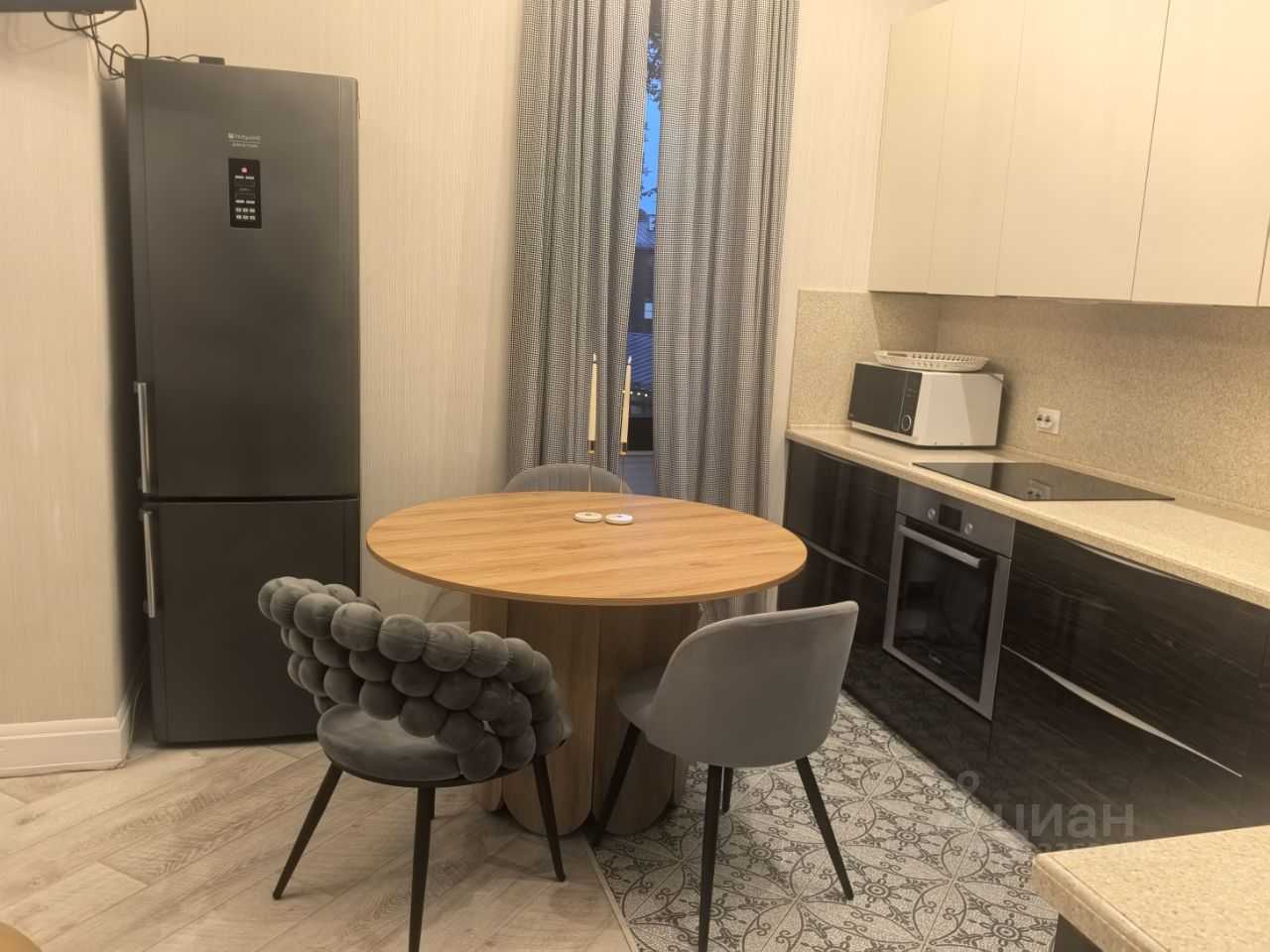 2-комнатная квартира, 48 м² — фотография 2