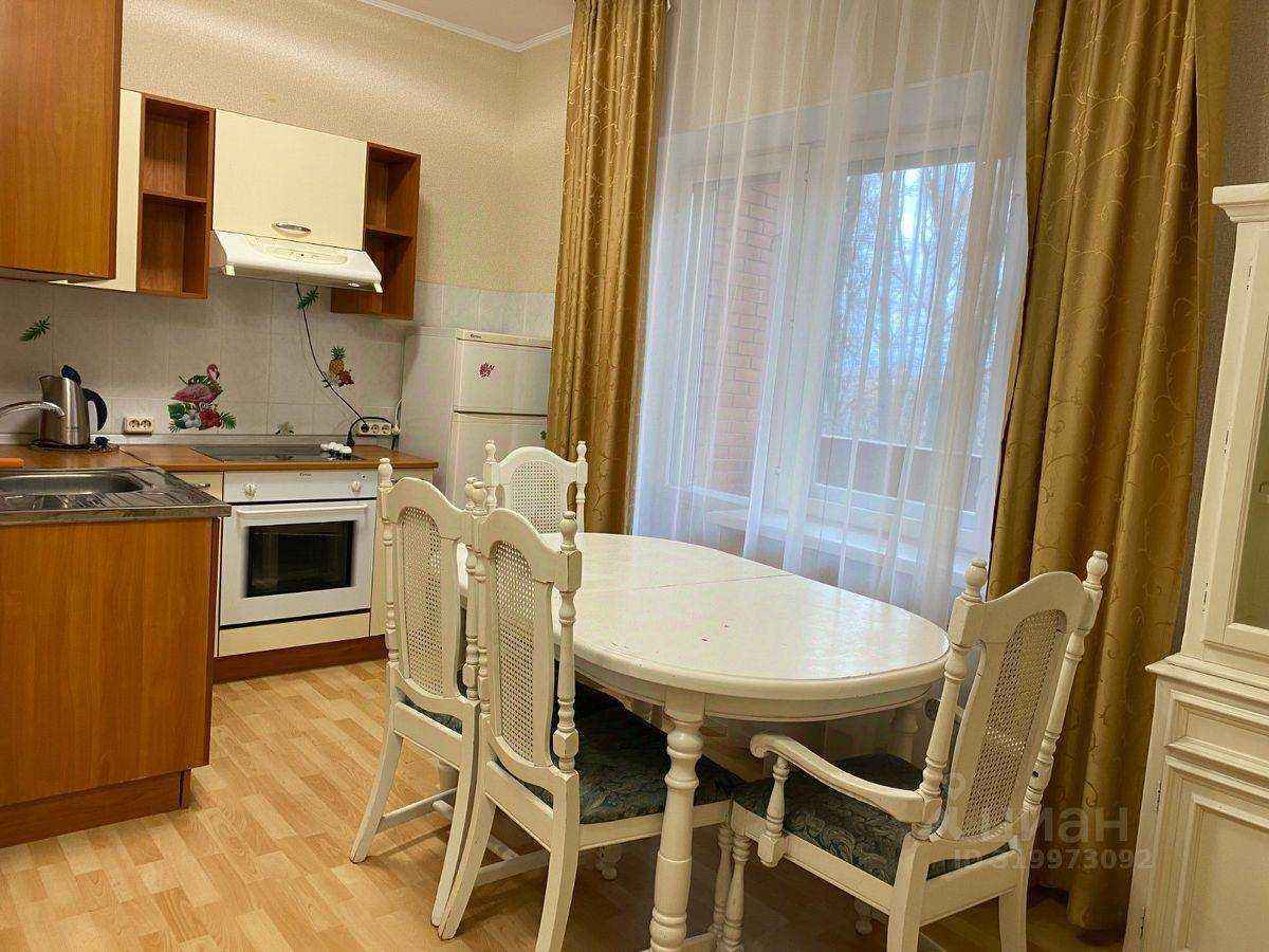 4-комнатная квартира, 127 м² — фотография 3