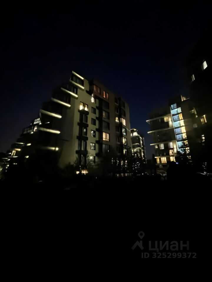 1-комнатная квартира, 72 м² — фотография 2