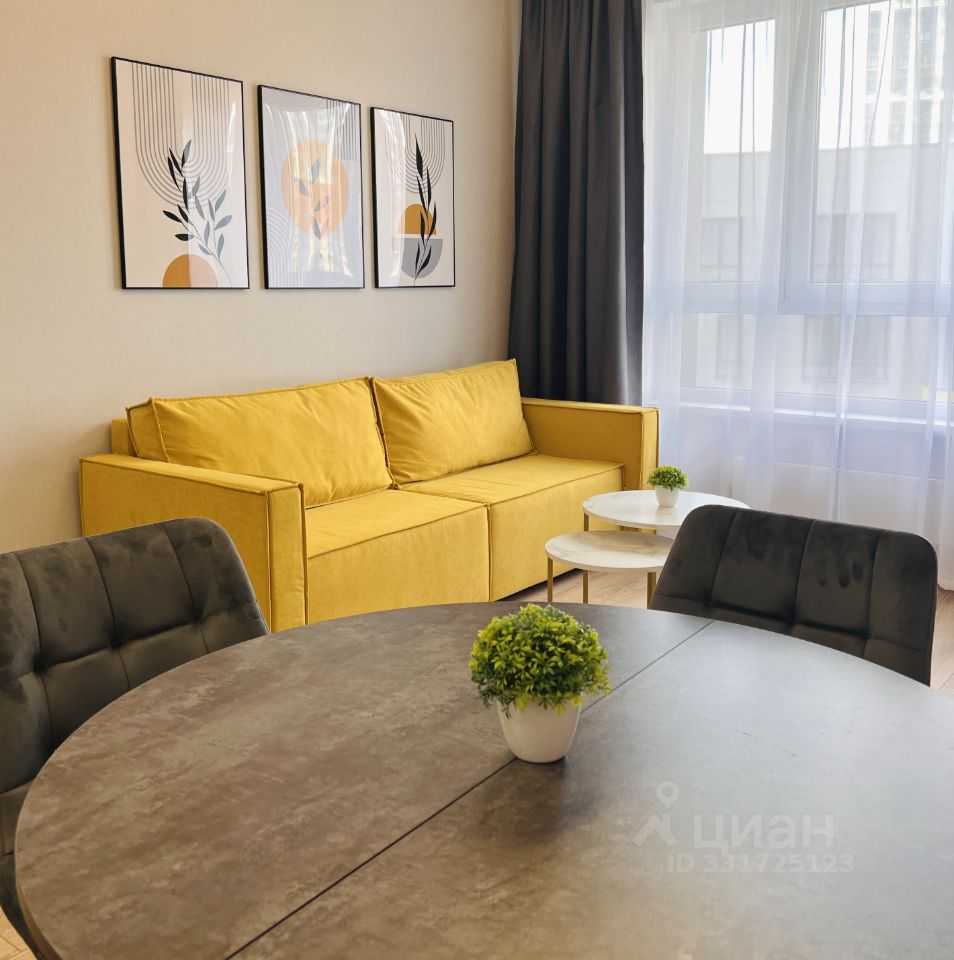 2-комнатная квартира, 56 м² — фотография 2