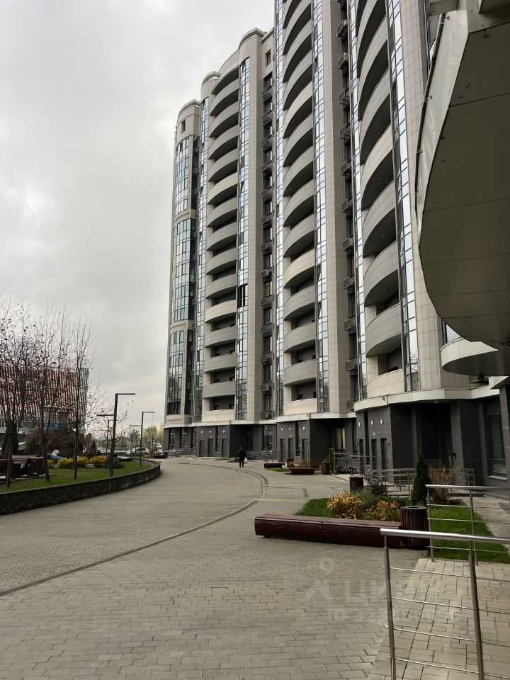 2-комнатная квартира, 65 м² — фотография 2