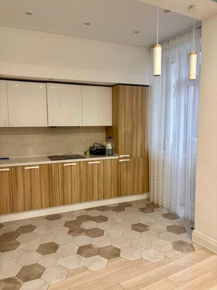 4-комнатная квартира, 111 м² — фотография 3