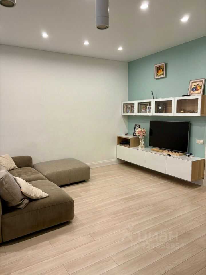 4-комнатная квартира, 111 м² — фотография 2