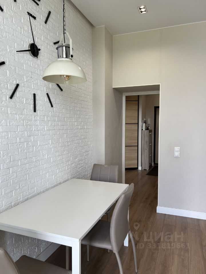1-комнатная квартира, 38 м² — фотография 2