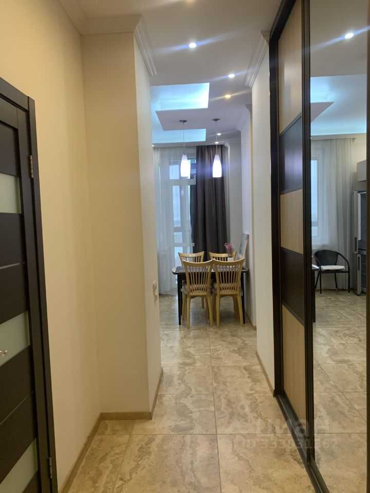 1-комнатная квартира, 48,3 м² — фотография 2