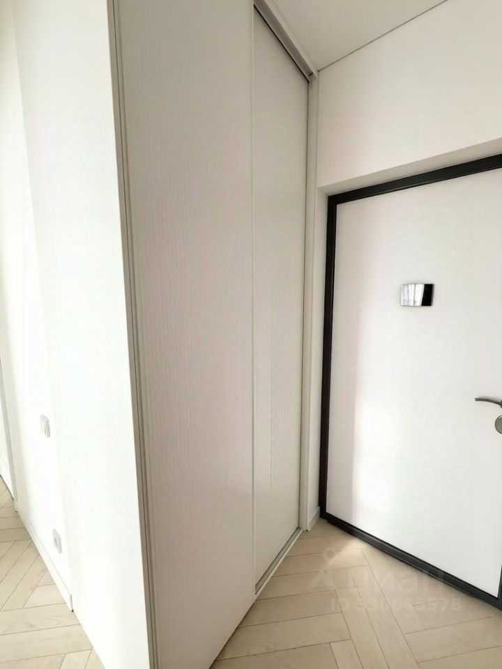 2-комнатная квартира, 55 м² — фотография 3