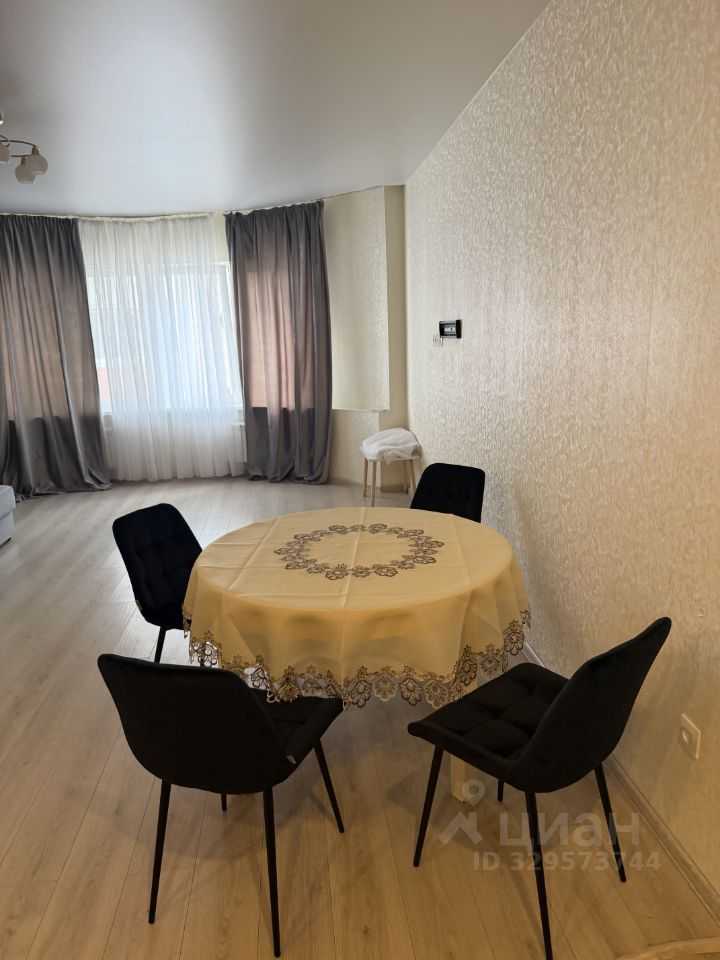 3-комнатная квартира, 90 м²