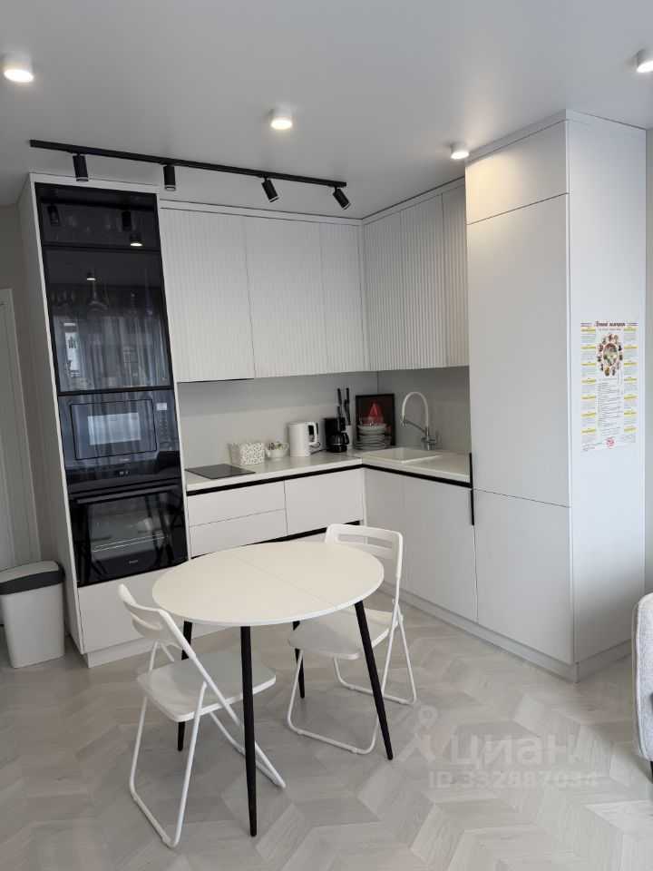 1-комнатная квартира, 42 м² — фотография 2