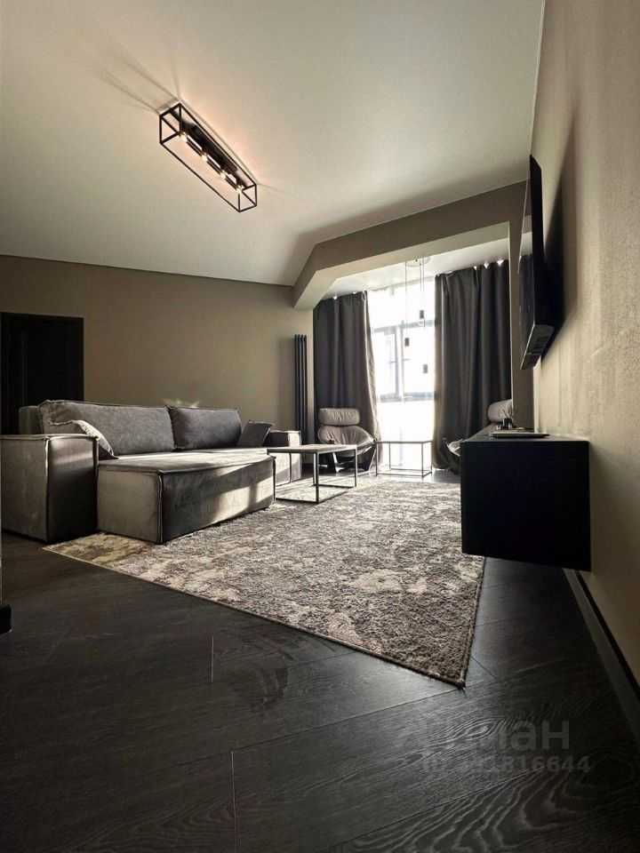 2-комнатная квартира, 72 м² — фотография 3