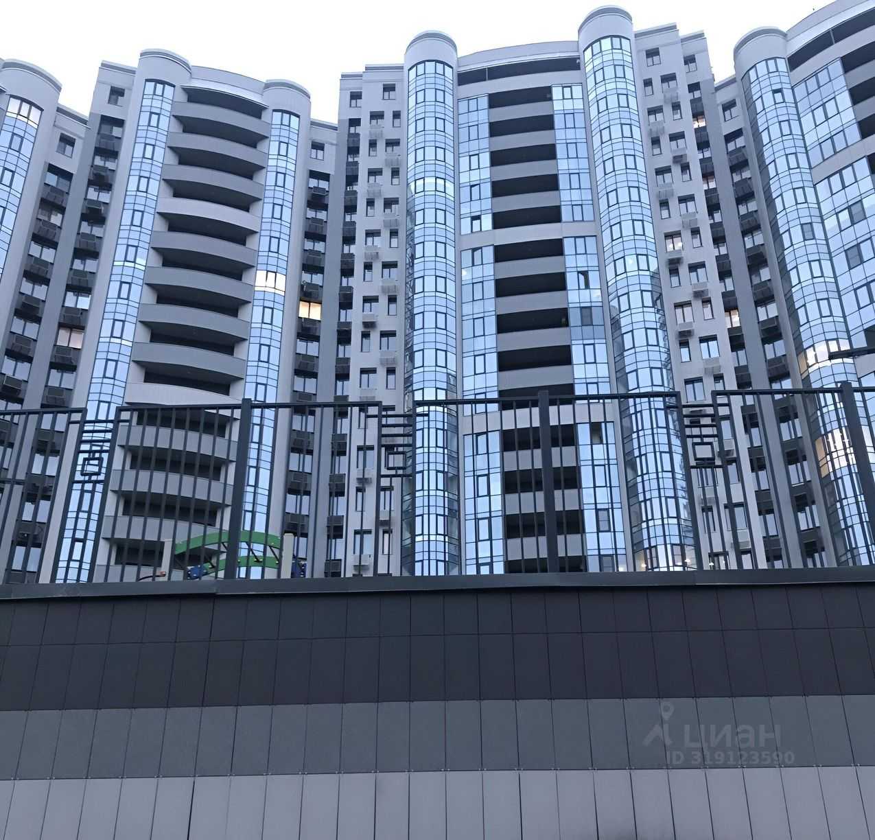 2-комнатная квартира, 77 м² — фотография 2