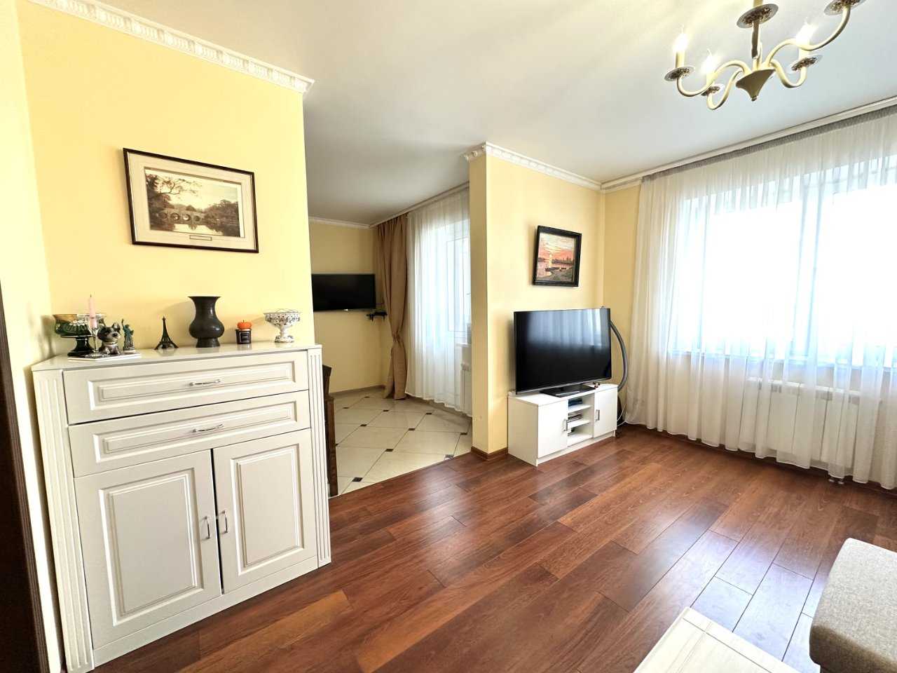 2-комнатная квартира, 60 м² — фотография 3