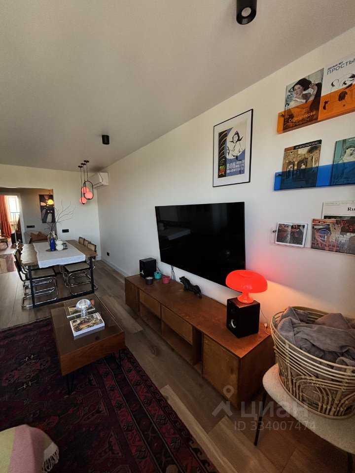 4-комнатная квартира, 107 м² — фотография 3