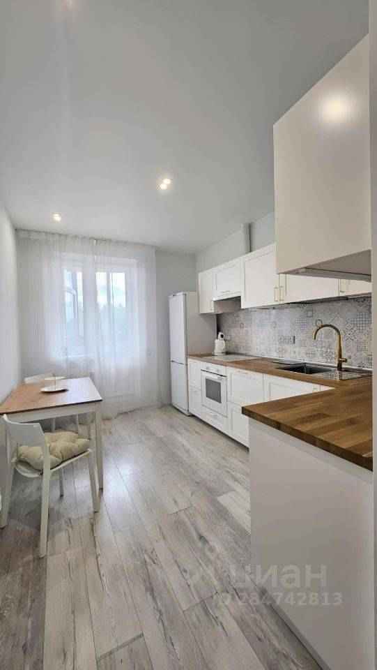 2-комнатная квартира, 67 м² — фотография 2