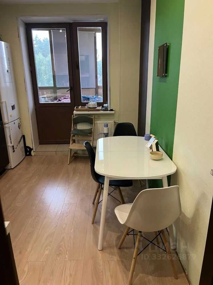 2-комнатная квартира, 75 м² — фотография 2
