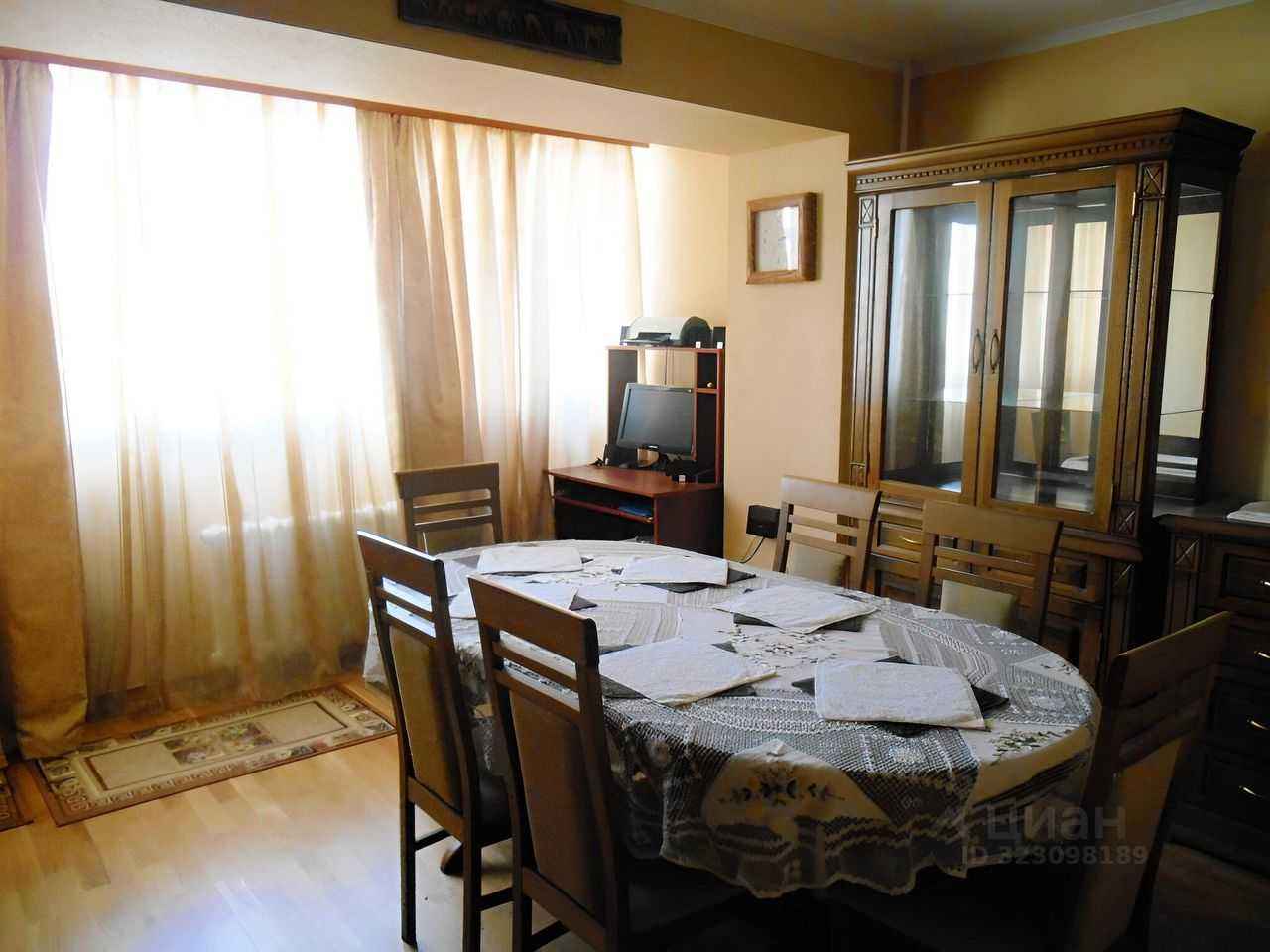2-комнатная квартира, 70 м² — фотография 2