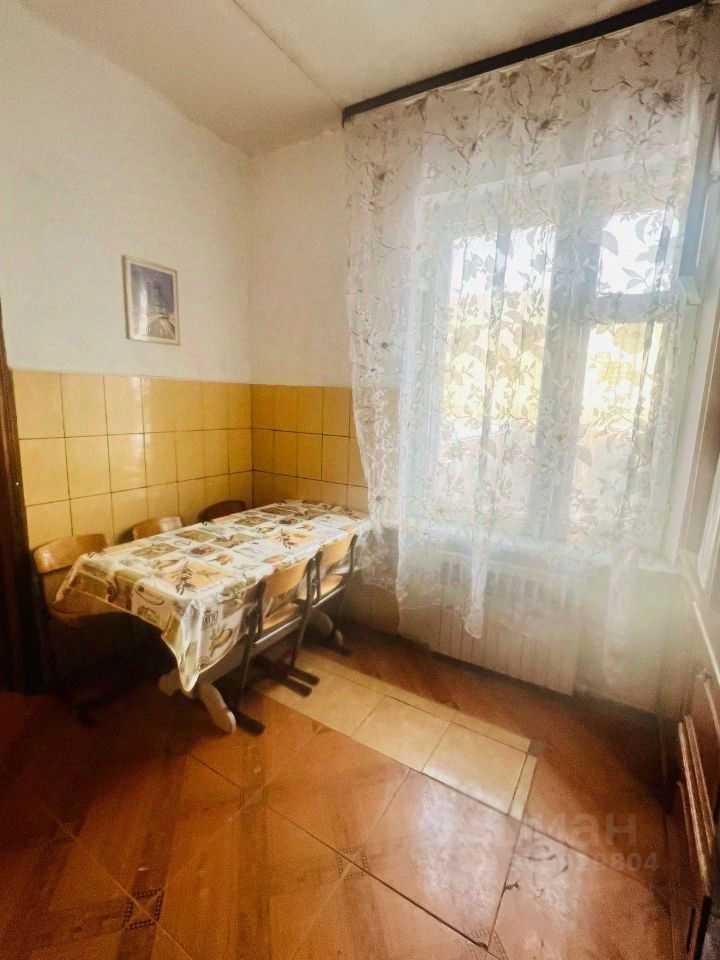 4-комнатная квартира, 105 м² — фотография 2