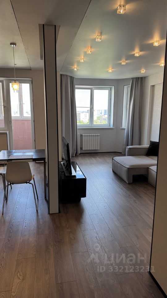1-комнатная квартира, 50,2 м² — фотография 2