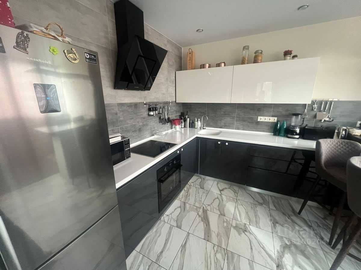 1-комнатная квартира, 49 м² — фотография 2