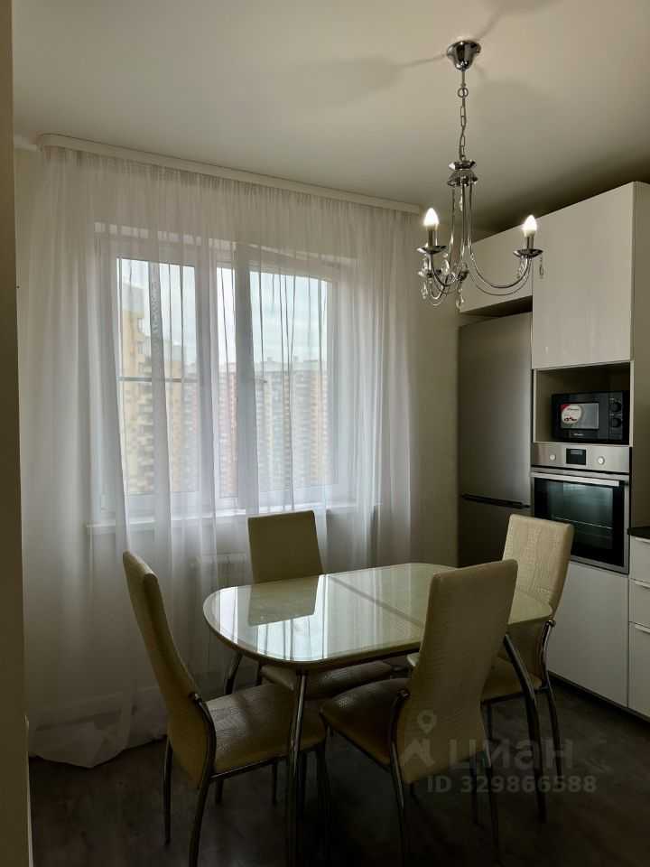 2-комнатная квартира, 62 м² — фотография 3