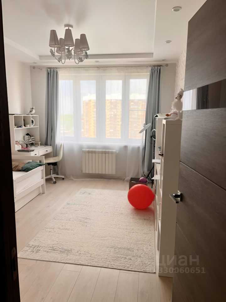 3-комнатная квартира, 98 м² — фотография 3