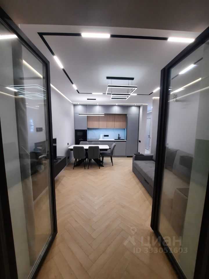2-комнатная квартира, 67 м² — фотография 3